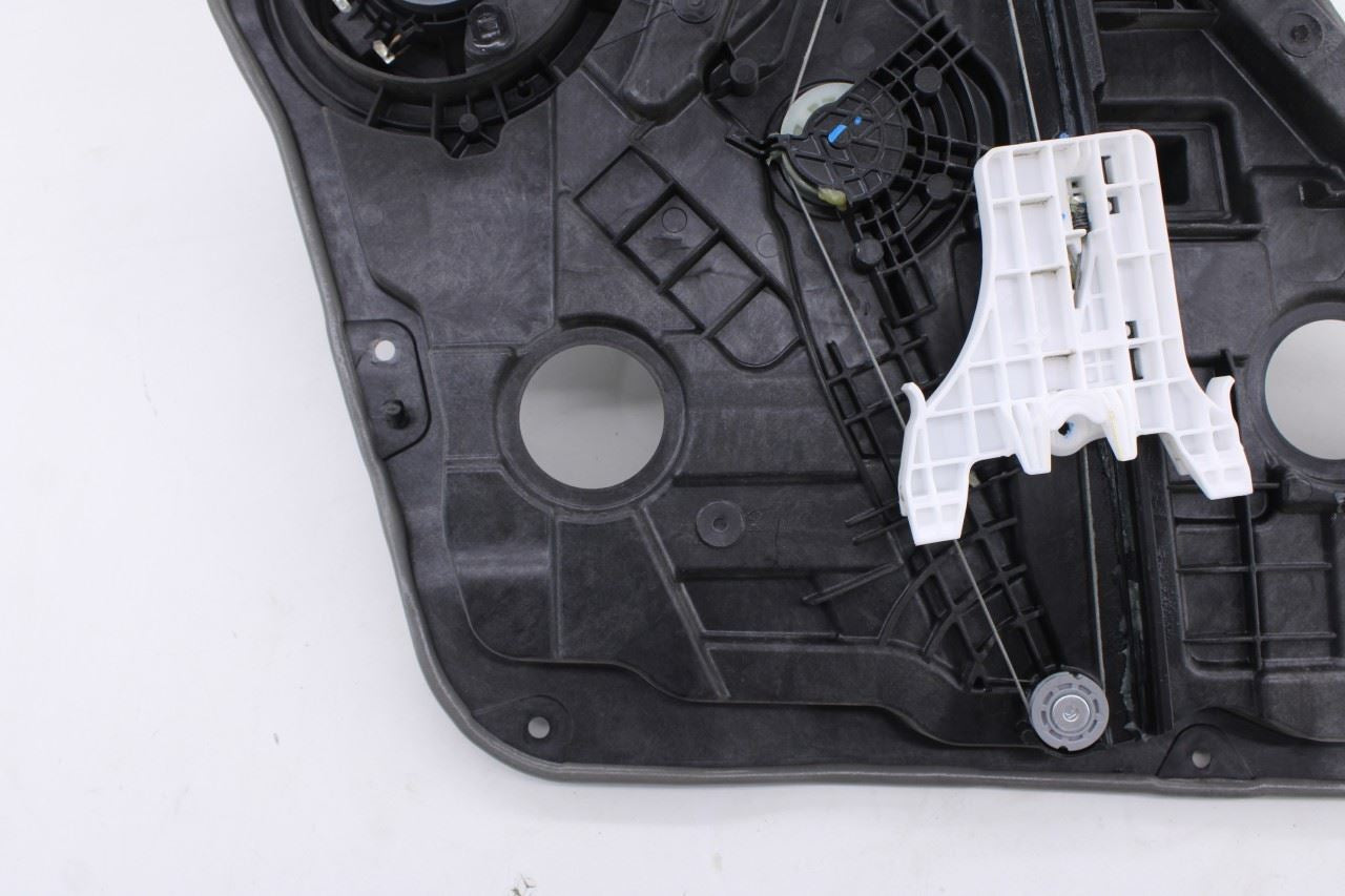 2021-26 Hyundai Elantra SE Rear Right Door Window Regulator w/ Carrier and Motor11