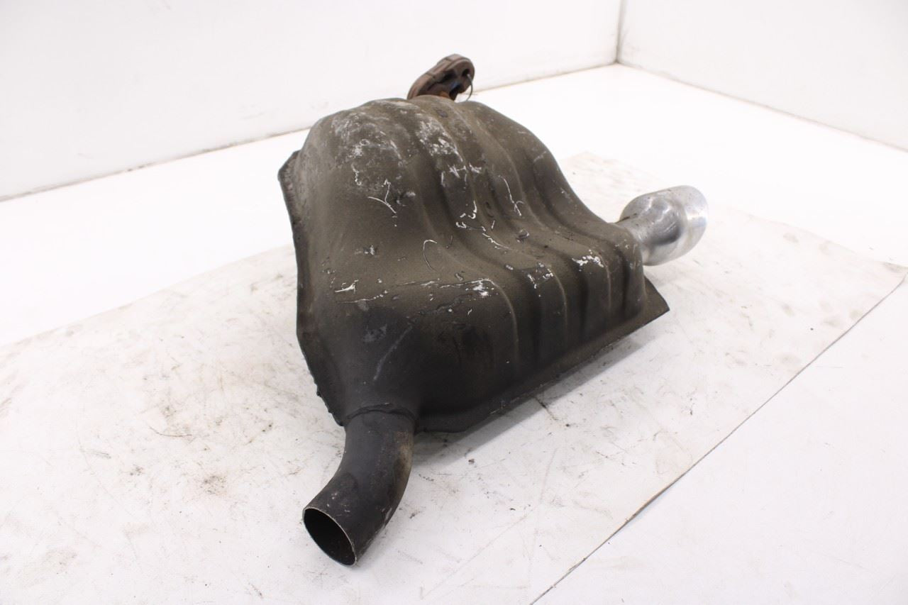 2013-25 Dodge Durango SXT 3.6L Rear Right Side Exhaust System Muffler 68276627AE1