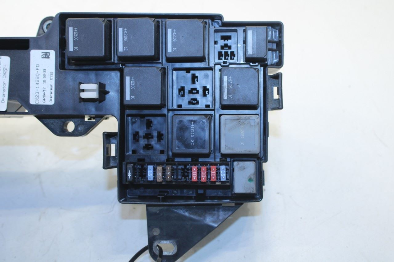 2010-15 Jaguar XF Portfolio 5.0L RWD Engine Bay Fuse Relay Junction Block *ReaD* - Alshned Auto Parts