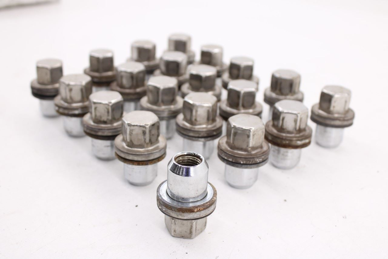 2006-2022 Land Rover Range Rover HSE Wheel Lug Nut Set of 20 RRD500590 OEM6
