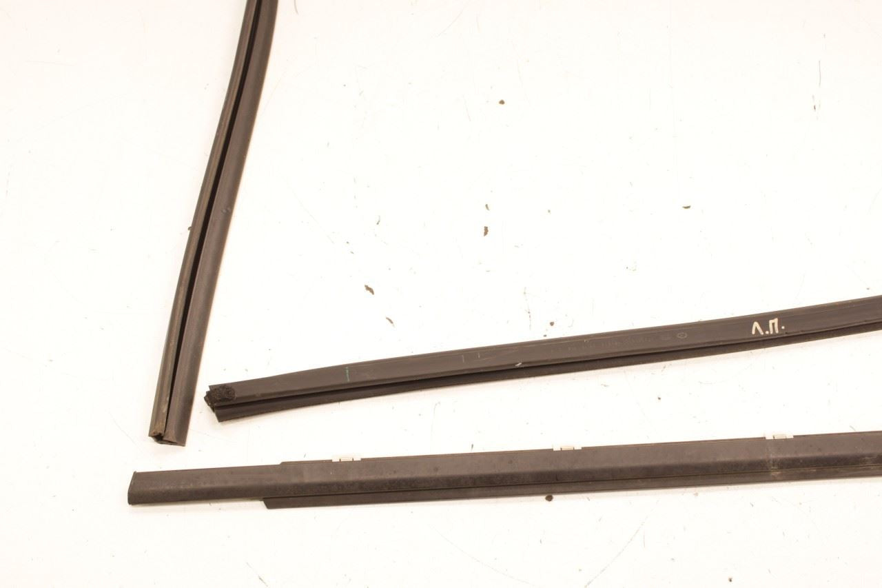 16-20 Kia Optima LX Front Left Door Run Channel w Belt Weatherstrips 82530-D5000 - Alshned Auto Parts