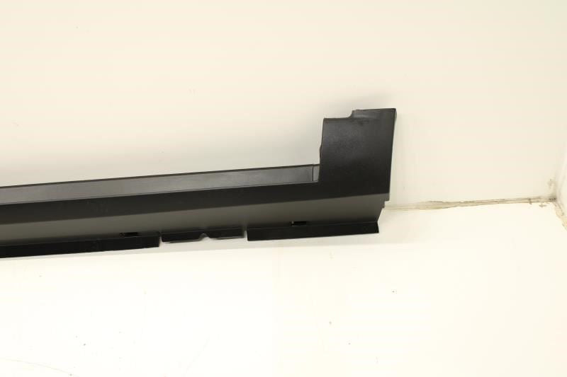 2024-2025 Chevrolet Trax Right Passenger Side Rocker Panel Molding 42865650 OEM - Alshned Auto Parts