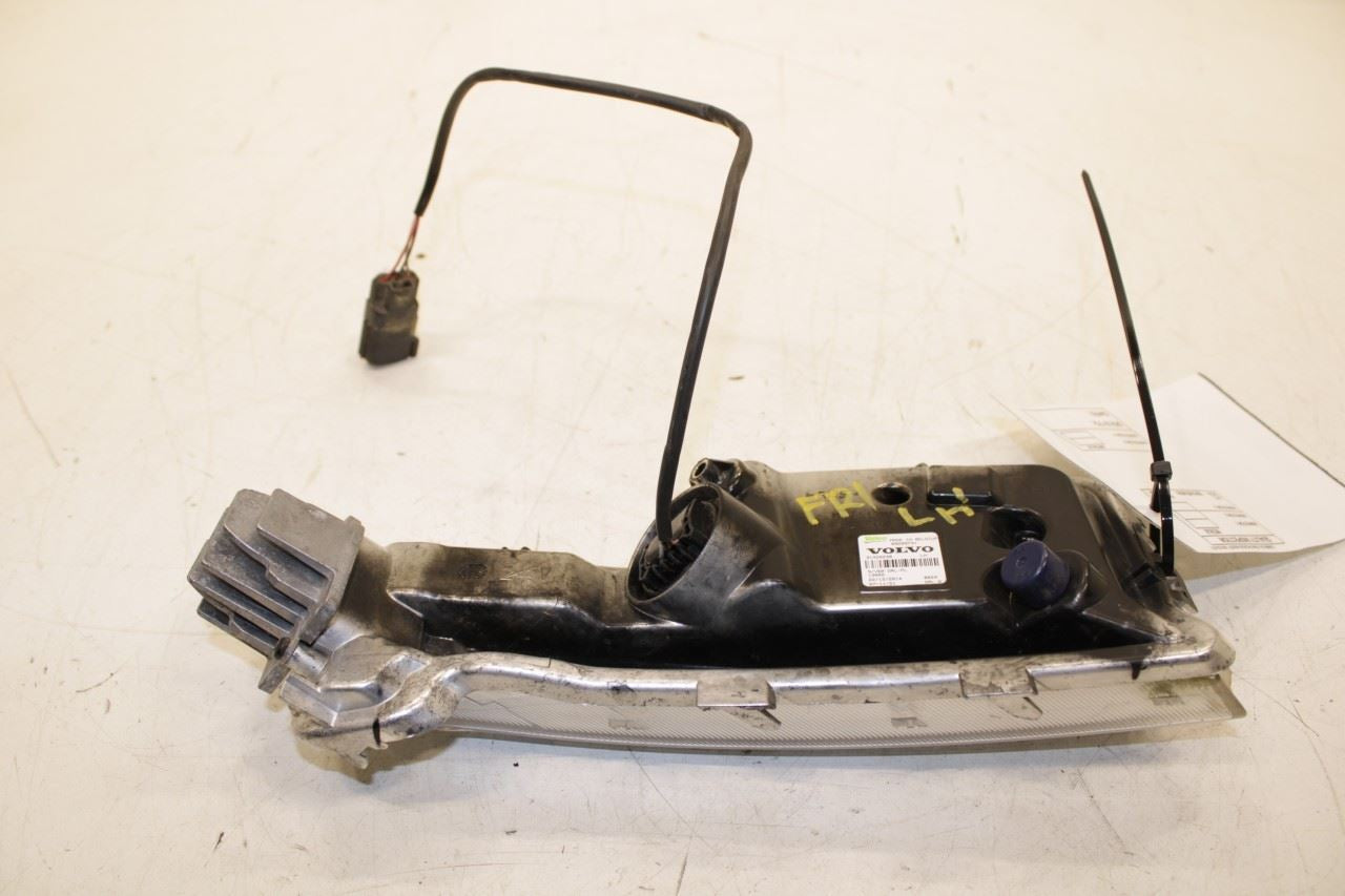 2015-16 Volvo S60 T5 Premier Front Left Side Turn Light Daytime Run Lamp *ReaD* - Alshned Auto Parts