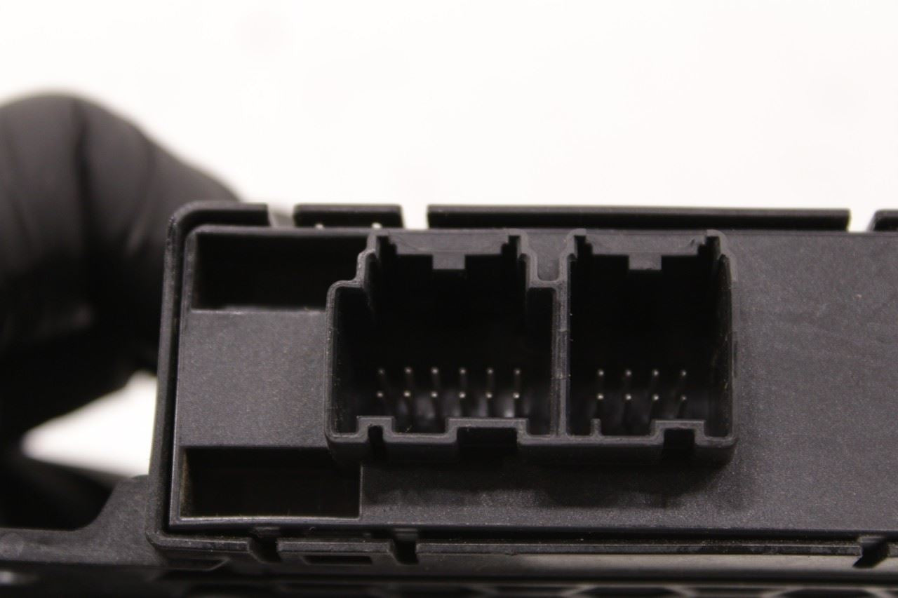 2018-2022 RAM 2500 Tradesman Network Gateway Control Module 68293147AC OEM - Alshned Auto Parts