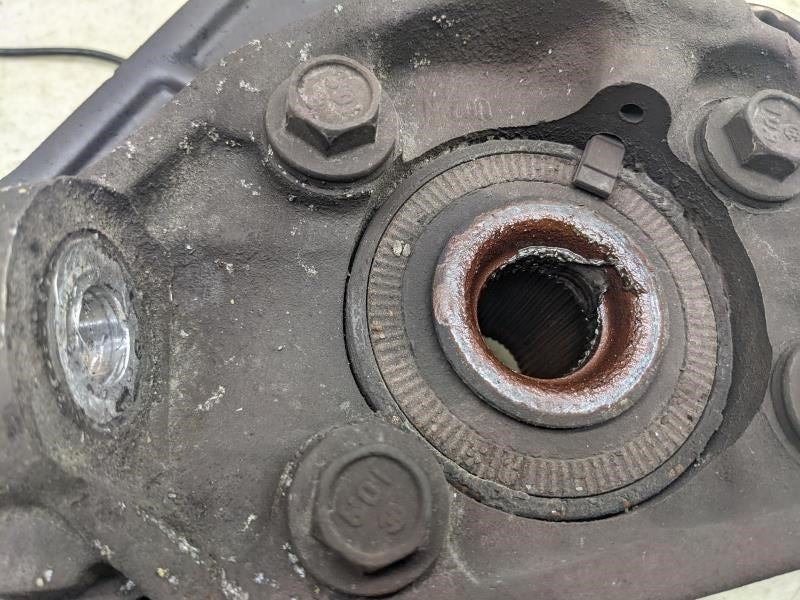 2011-2019 Ford Explorer Police 3.5L Front Driver Left Side Spindle Knuckle Hub - Alshned Auto Parts