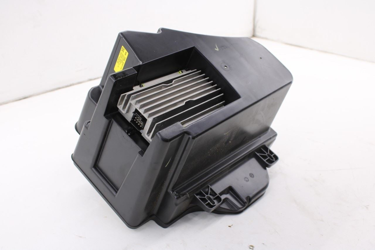 2010-12 Land Rover Range Rover HSE Rear Trunk Cargo Speaker Subwoofer XQA50011010