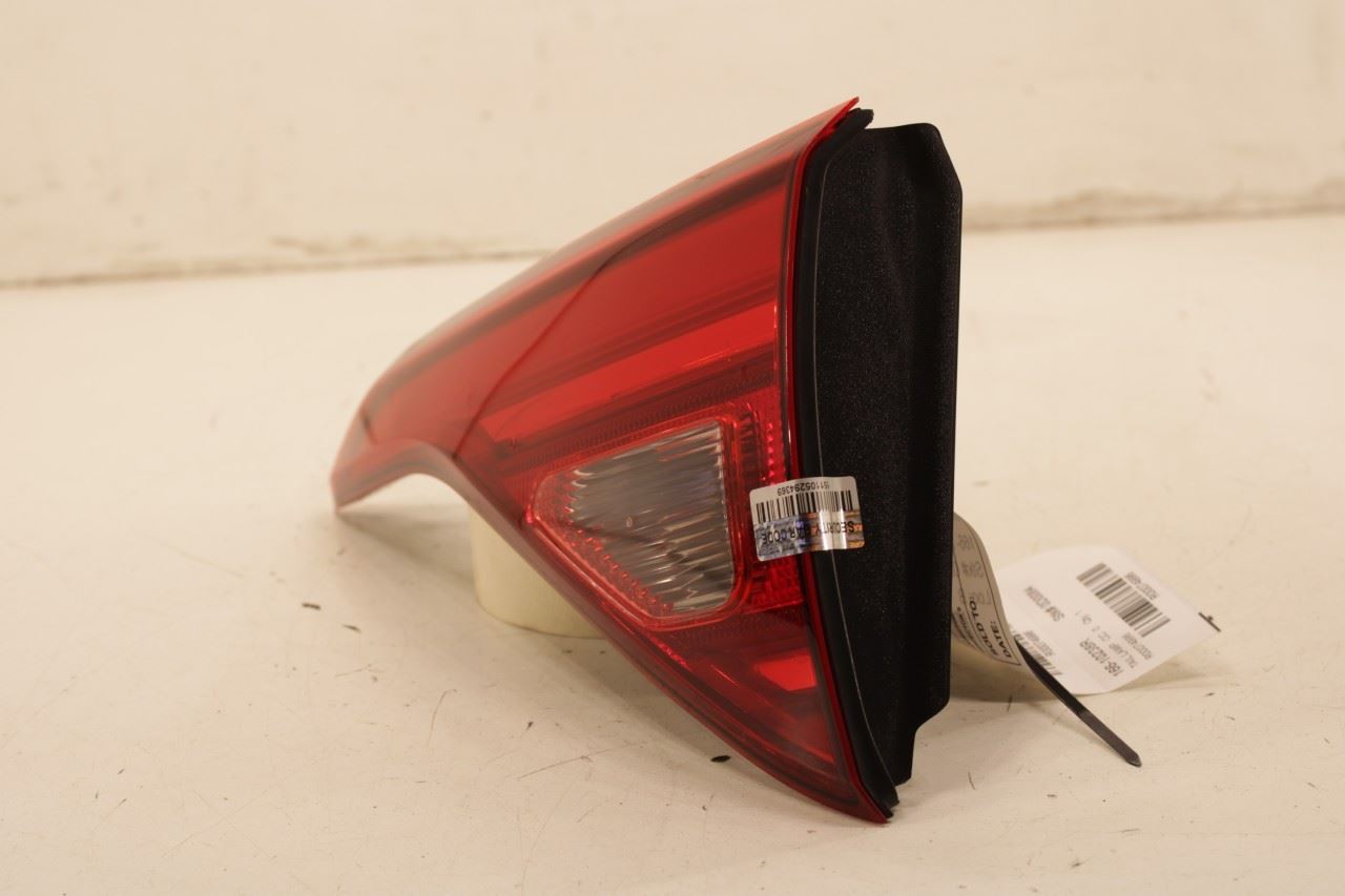 2017-2019 GMC Acadia SLT-1 Rear Right Passenger Side Tail Light Lamp 84181090 - Alshned Auto Parts