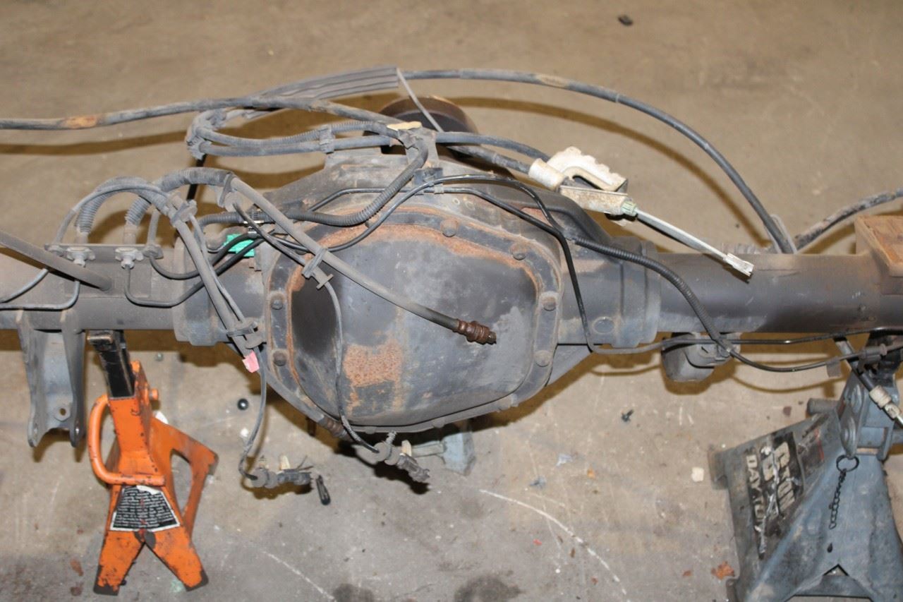 11-16 Ford F-250 Lariat 6.2L 4WD Rear Axle Differential Electronic Lock 3.73 rat - Alshned Auto Parts