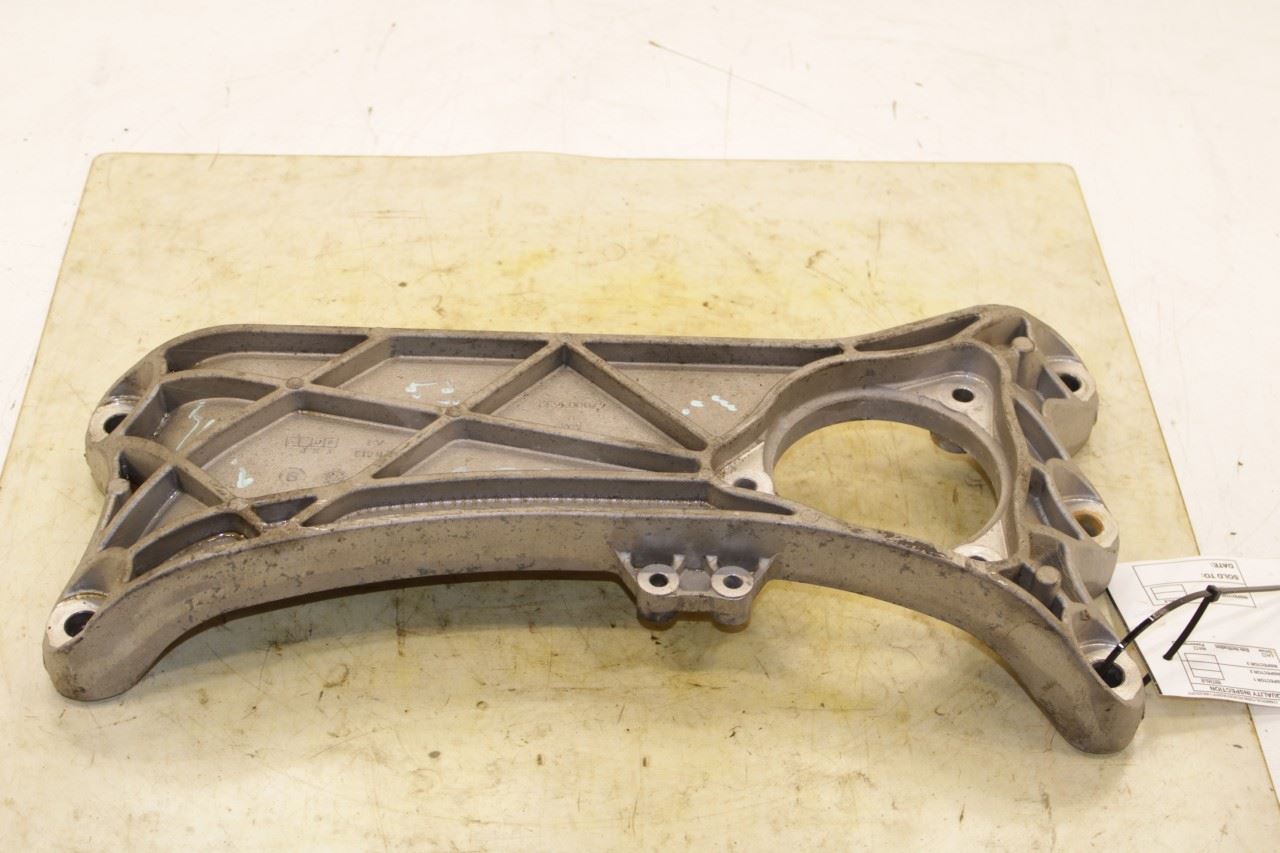 2014-2020 Maserati Ghibli S Q4 3.0L AWD Transmission Crossmember Mount Bracket - Alshned Auto Parts