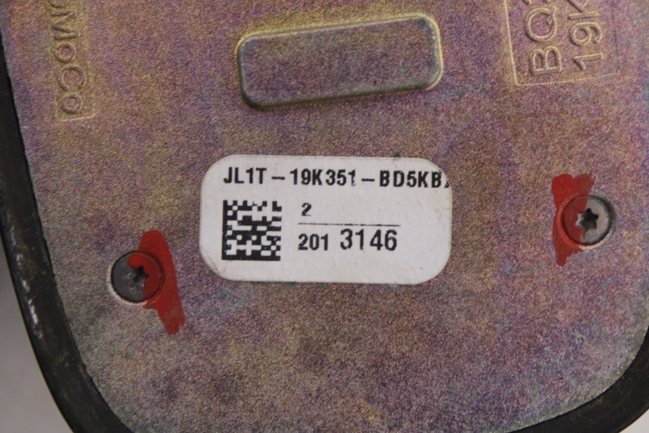 2018-2024 Ford Expedition Max XLT Roof Exterior Shark Fin Radio Antenna OEM12