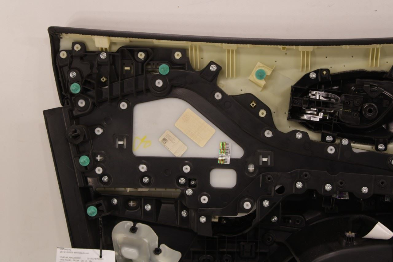 2019-20 Jeep Cherokee Latitude Front Right Passenger Door Trim Panel 6CH781X9AB - Alshned Auto Parts