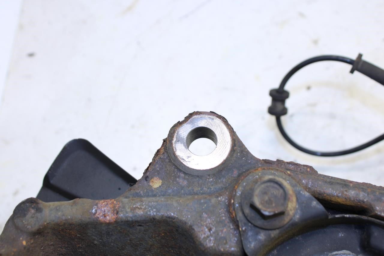 2011-2015 Jeep Grand Cherokee Limited Front Left Spindle Knuckle Hub 68022629AD - Alshned Auto Parts