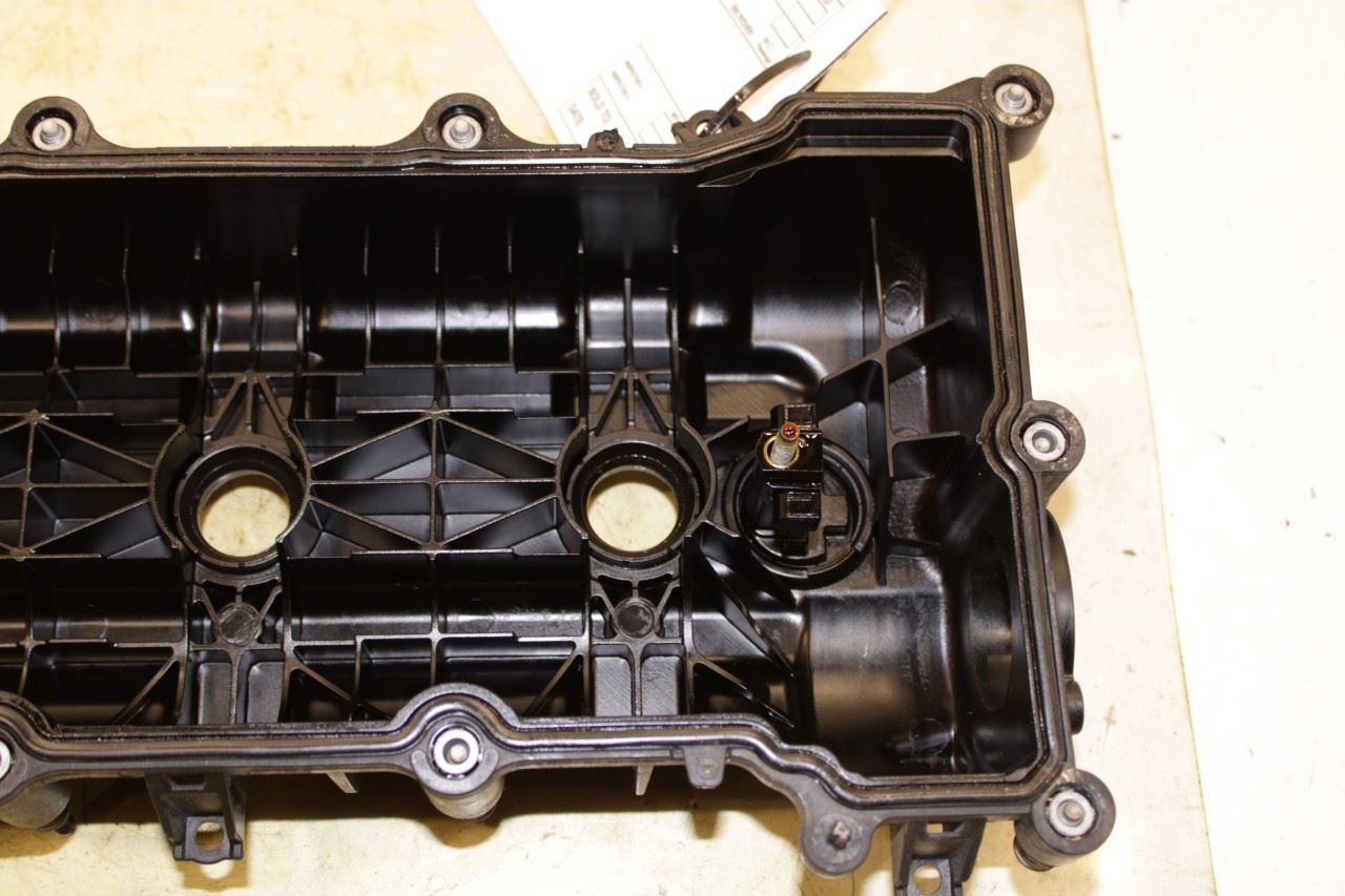 2012-2017 Jeep Wrangler Sahara 3.6L Right Side Engine Cylinder Head Valve Cover - Alshned Auto Parts