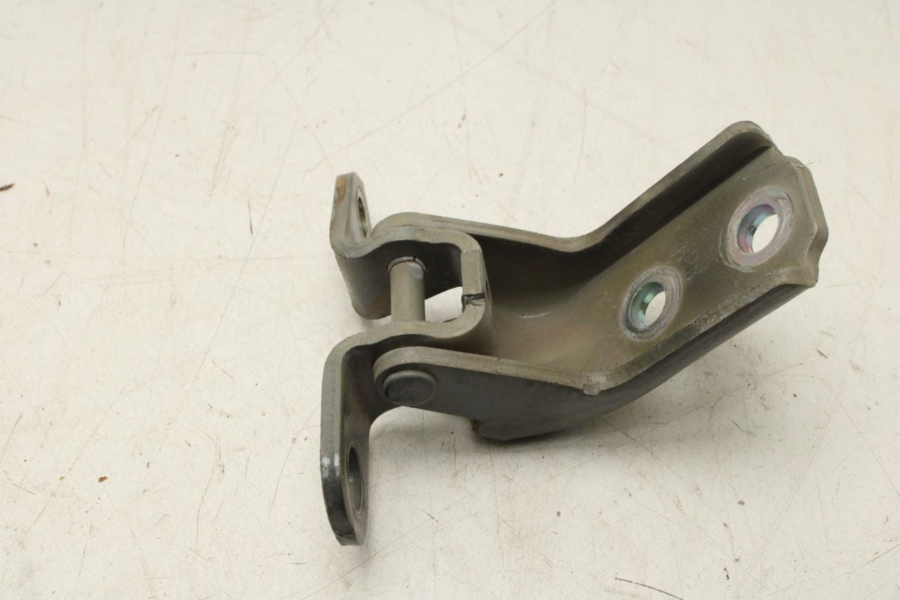 2019-24 KIA Forte LXS FR RH Door Hinge Upper and Lower Pair w/ Bolts 79320-2V000 - Alshned Auto Parts