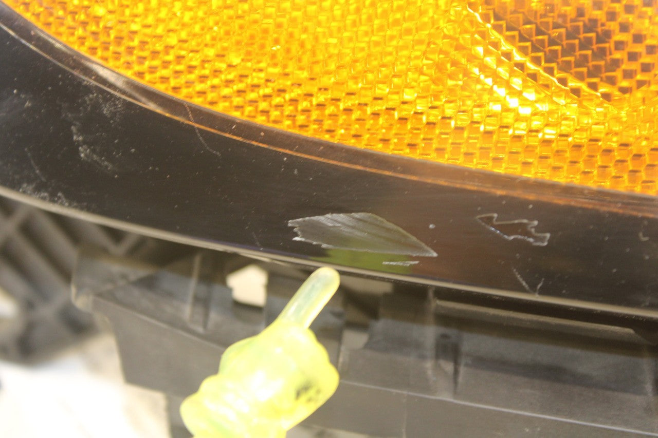 14-18 Jeep Cherokee Front Passenger Right Side LED Park Turn Signal Lamp *ReaD* - Alshned Auto Parts