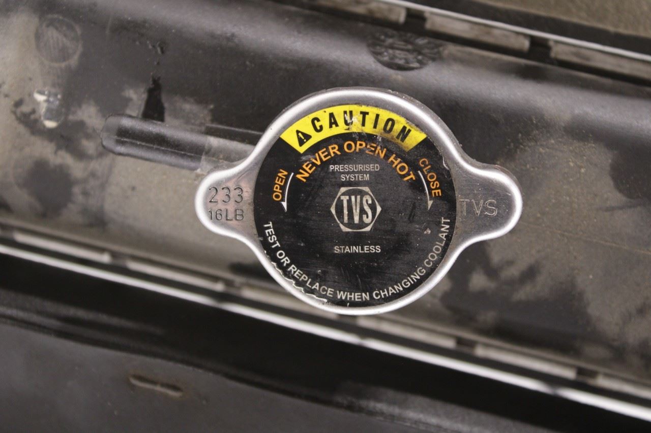 2012-2015 ISUZU NPR HD 6.0L Engine Cooling Radiator 8-97311-558-2 OEM - Alshned Auto Parts