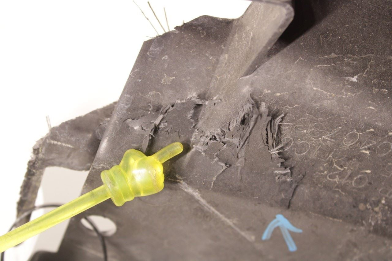 1997-04 Chevrolet Corvette Front LH Side Fender Inner Wheel Arch Housing *ReaD* - Alshned Auto Parts