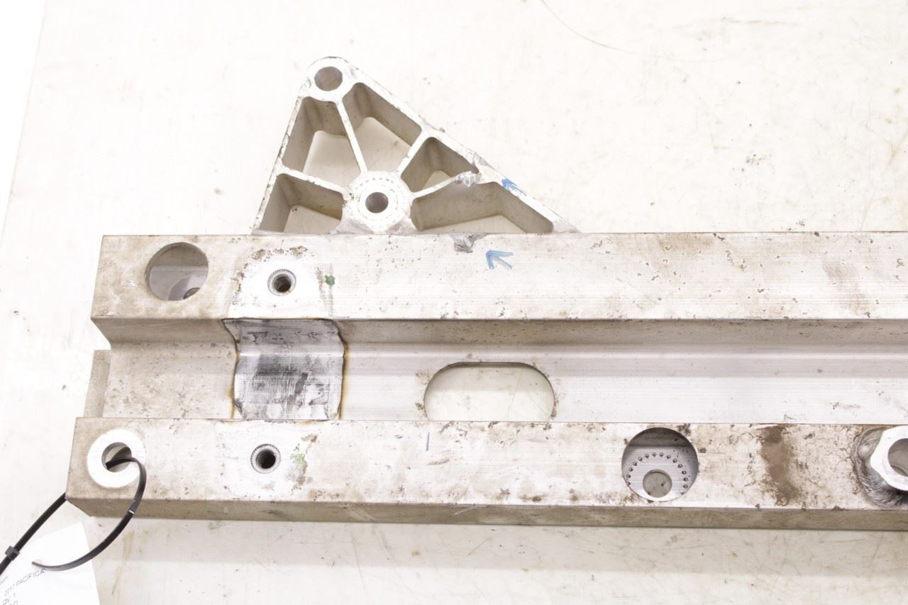 17-22 Chrysler Pacifica Front Suspension Upper Crossmember Mount Bracket *ReaD* - Alshned Auto Parts