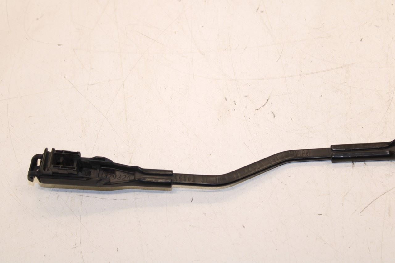 2020-2025 Ford Escape SEL Front Left Driver and Right Side Windshield Wiper Arm - Alshned Auto Parts