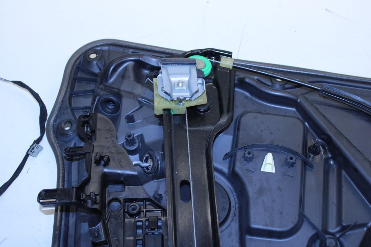 12-15 Mercedes-Benz ML350 FR RH Door Window Regulator w/ Carrier Plate and Motor - Alshned Auto Parts