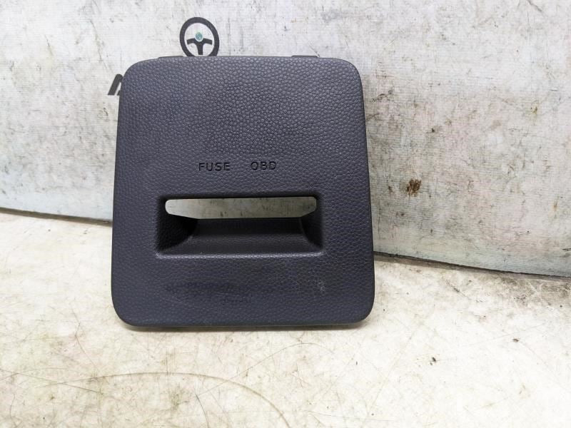 2014-2016 Kia Soul Fuse Box Cover Trim B2847-54010 OEM - Alshned Auto Parts