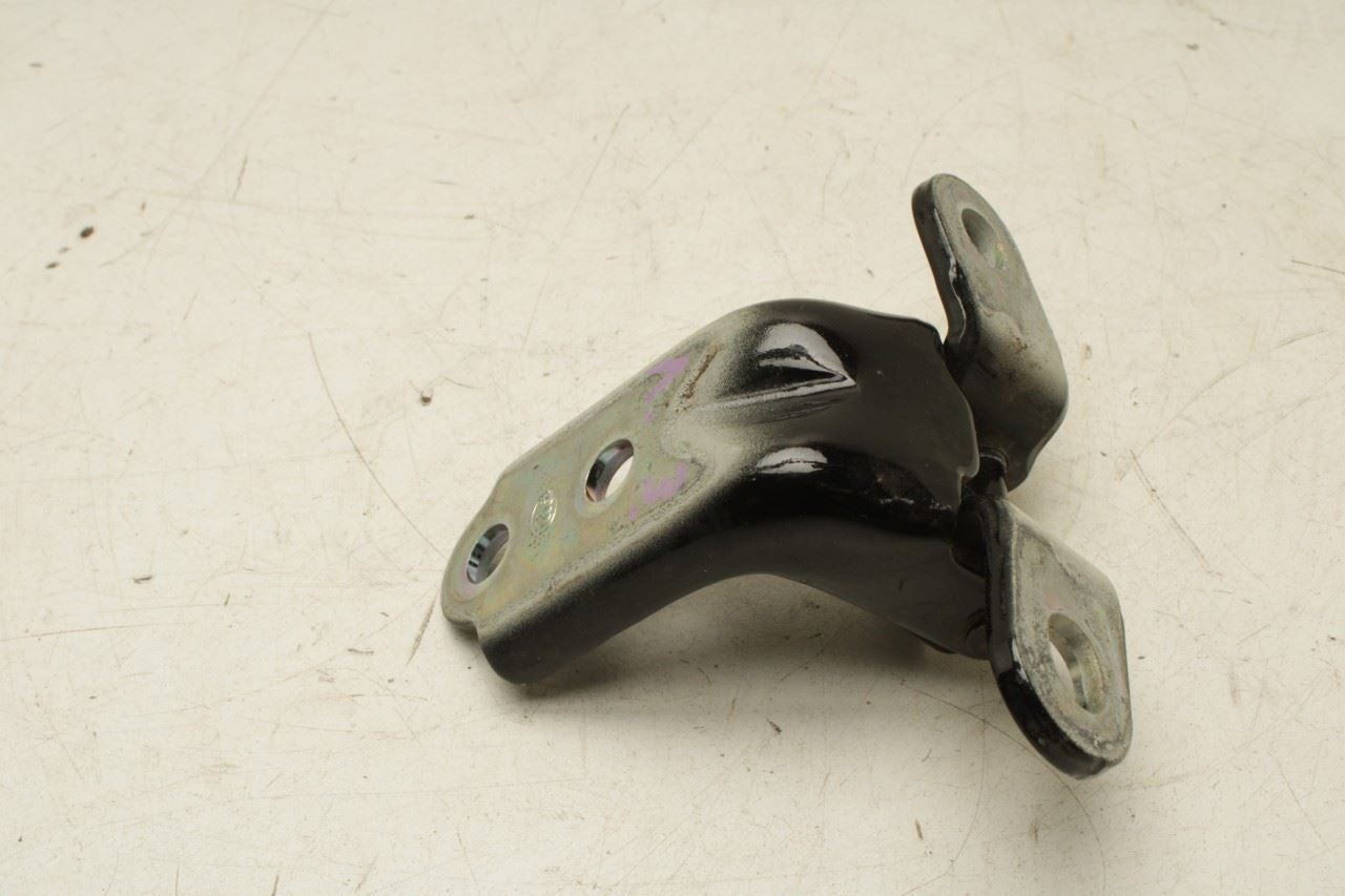 23-25 Kia Sportage Hybrid EX Rear LH Door Hinge Upper and Lower Pair 79410-D8000 - Alshned Auto Parts