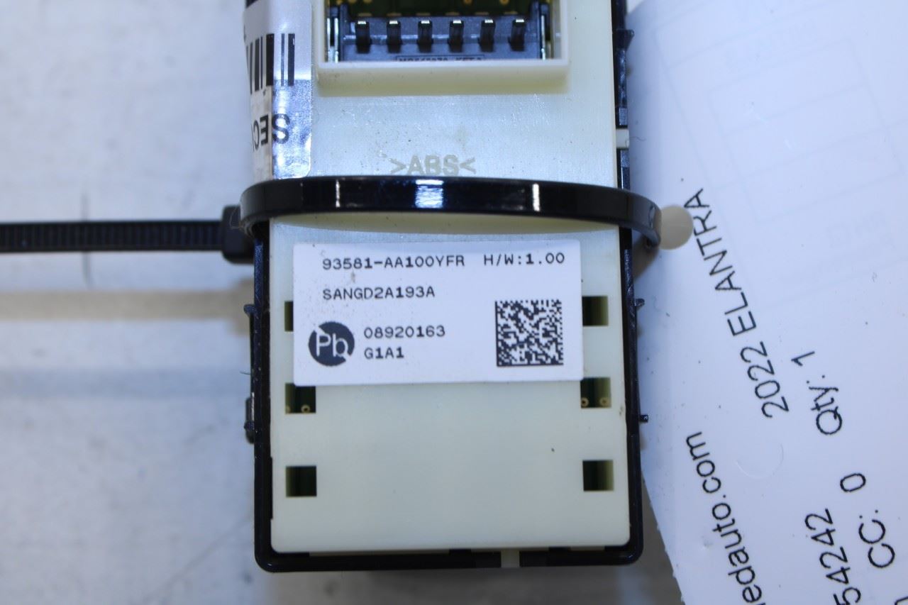 2021-2024 Hyundai Elantra SEL Front Right Power Window Switch 93581-AA100-YFR - Alshned Auto Parts