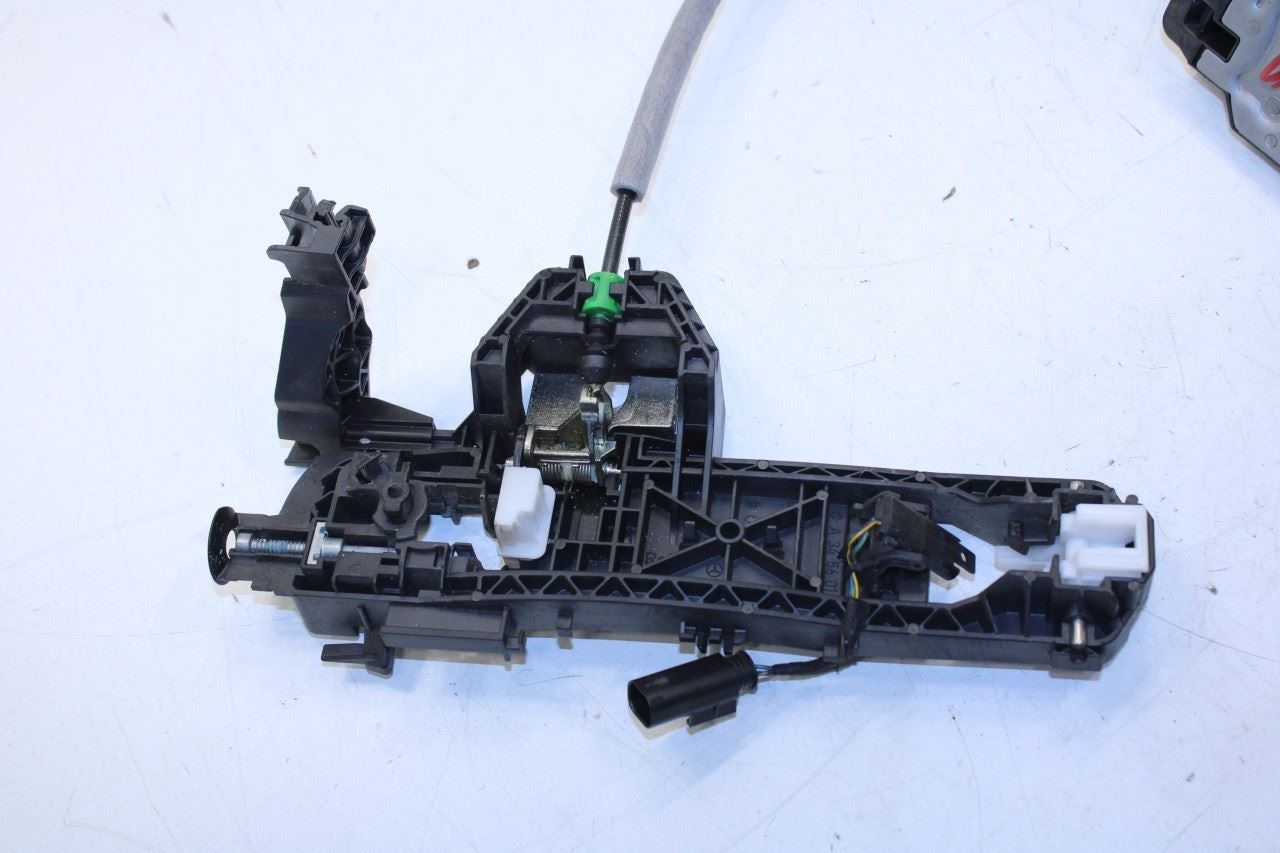 2012-15 Mercedes-Benz ML350 Rear RH Side Door Lock Latch Actuator w/ Handle Base2