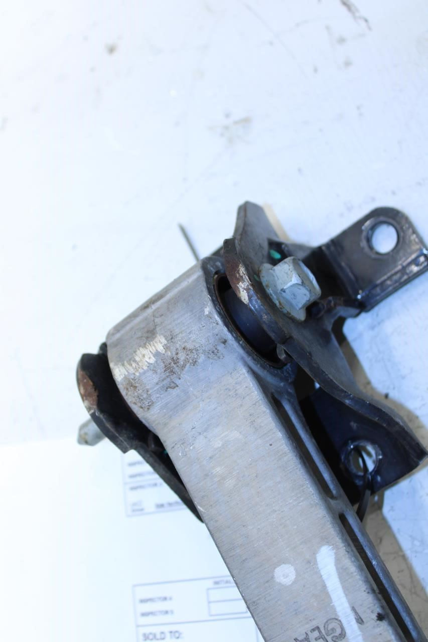 2019-20 Hyundai Santa Fe 2.4L Engine Torque Strut Arm Mount Bracket 21950-S1000 - Alshned Auto Parts