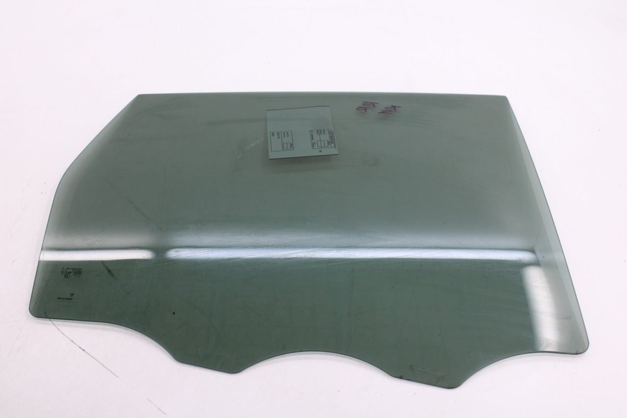 2011-2018 Porsche Cayenne S Rear Right Door Window Movable Glass 95854261201 OEM0