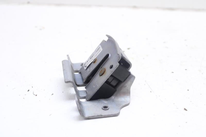 17-24 Chrysler Pacifica Rear Right Sliding Door Lock Latch Catch 68185984AC OEM - Alshned Auto Parts