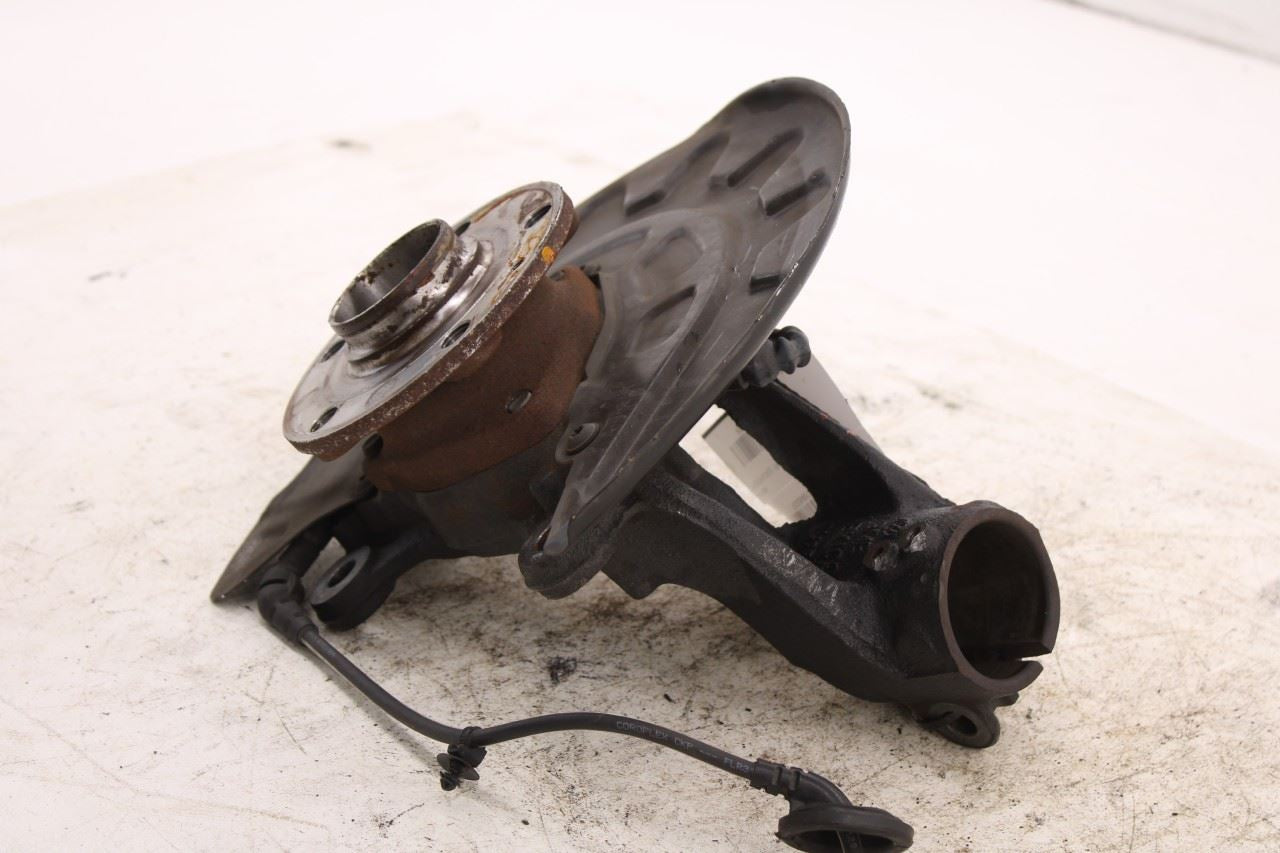 2019-2026 Volkswagen Jetta SE Front Right Passenger Side Spindle Knuckle Hub3
