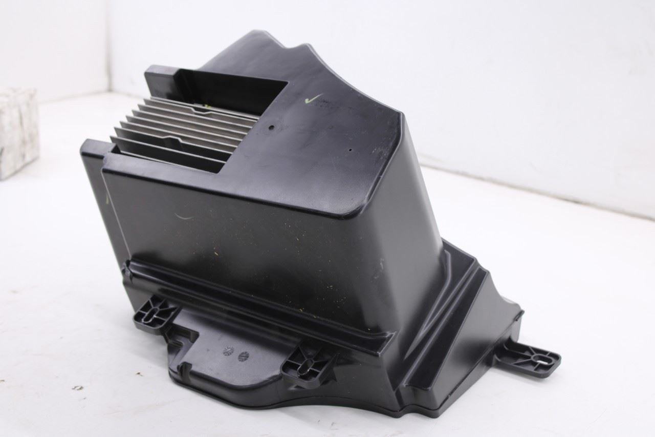 2010-12 Land Rover Range Rover HSE Rear Trunk Cargo Speaker Subwoofer XQA50011011