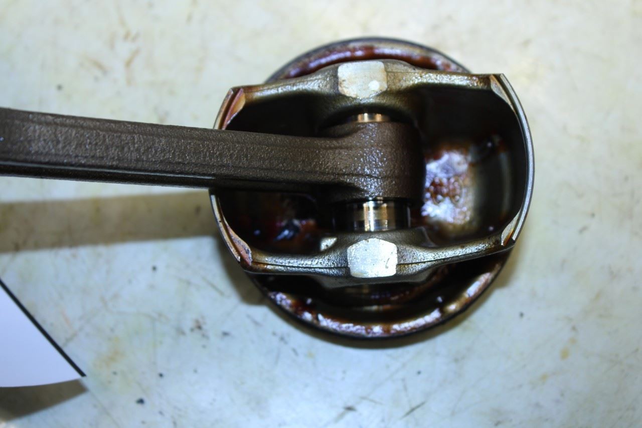 2020-2022 Kia Soul LX 2.0L Engine Piston No 2 w/ Connecting Rod 23510-2E420 OEM - Alshned Auto Parts