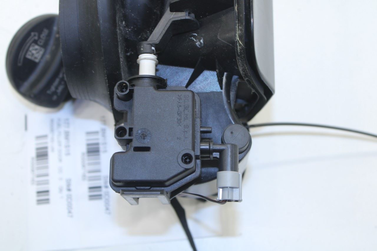2013-2016 BMW 328I xDrive SULEV 2.0L Fuel Tank Filler Housing Door Lid Cover - Alshned Auto Parts