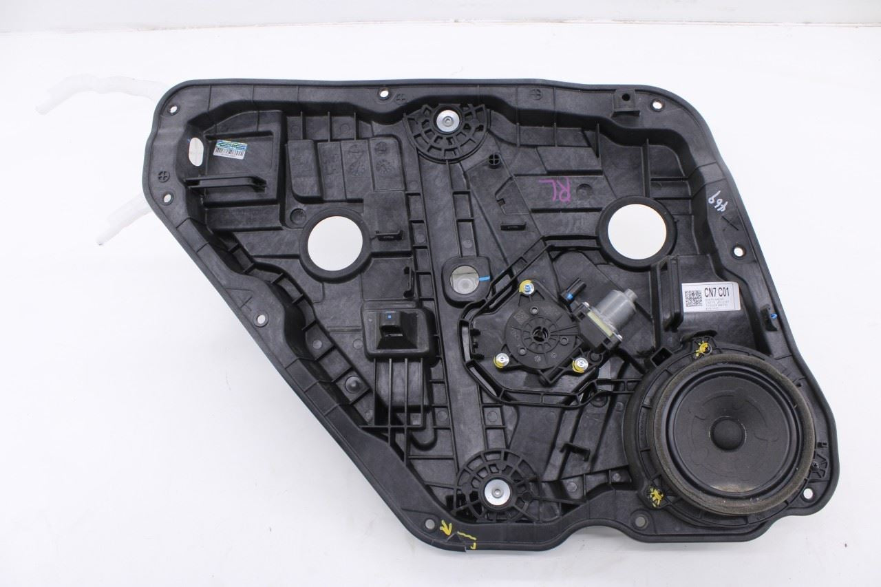 21-20 Hyundai Elantra SE RR LH Door Window Regulator w/ Carrier and Motor *ReaD*0