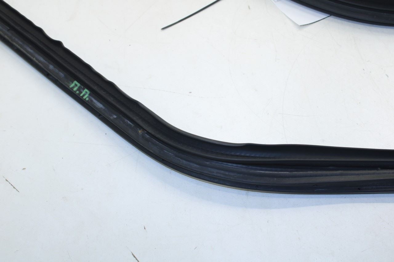 99-16 Ford F250 Lariat Crew Cab FR RH Door Weatherstrip On Body 3C3Z-2520708-AA - Alshned Auto Parts