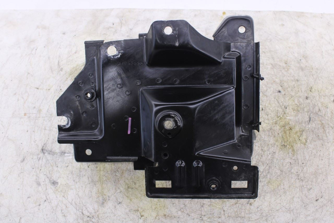 18-2024 Chevrolet Equinox LT Battery Holder Tray Housing Mount Bracket 84179727C2