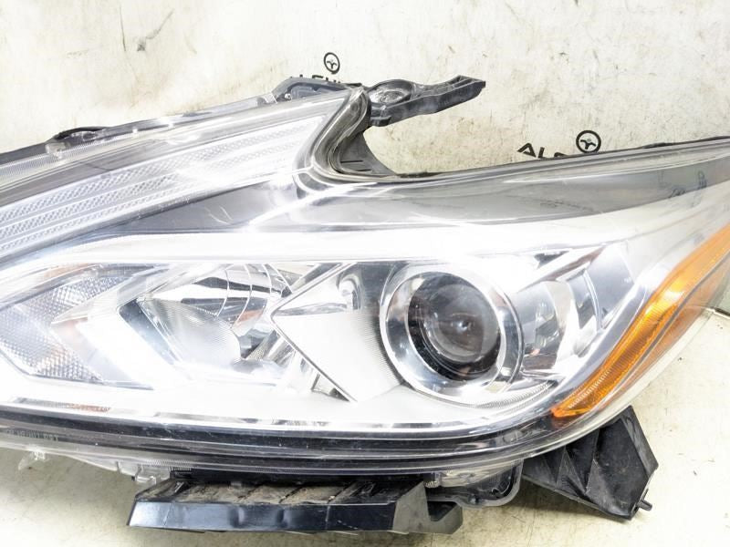 2015-2018 Nissan Altima Front Left Driver Headlight Lamp 26060-9HS0A OEM *ReaD* - Alshned Auto Parts