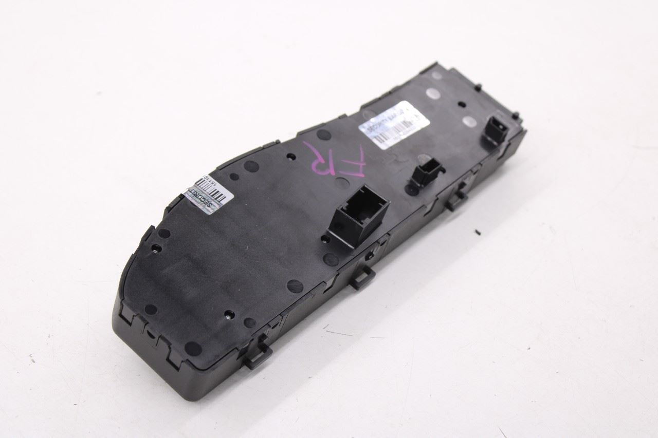 10-12 Land Rover Range Rover HSE Front Right Power Seat Control Switch YUB50054014