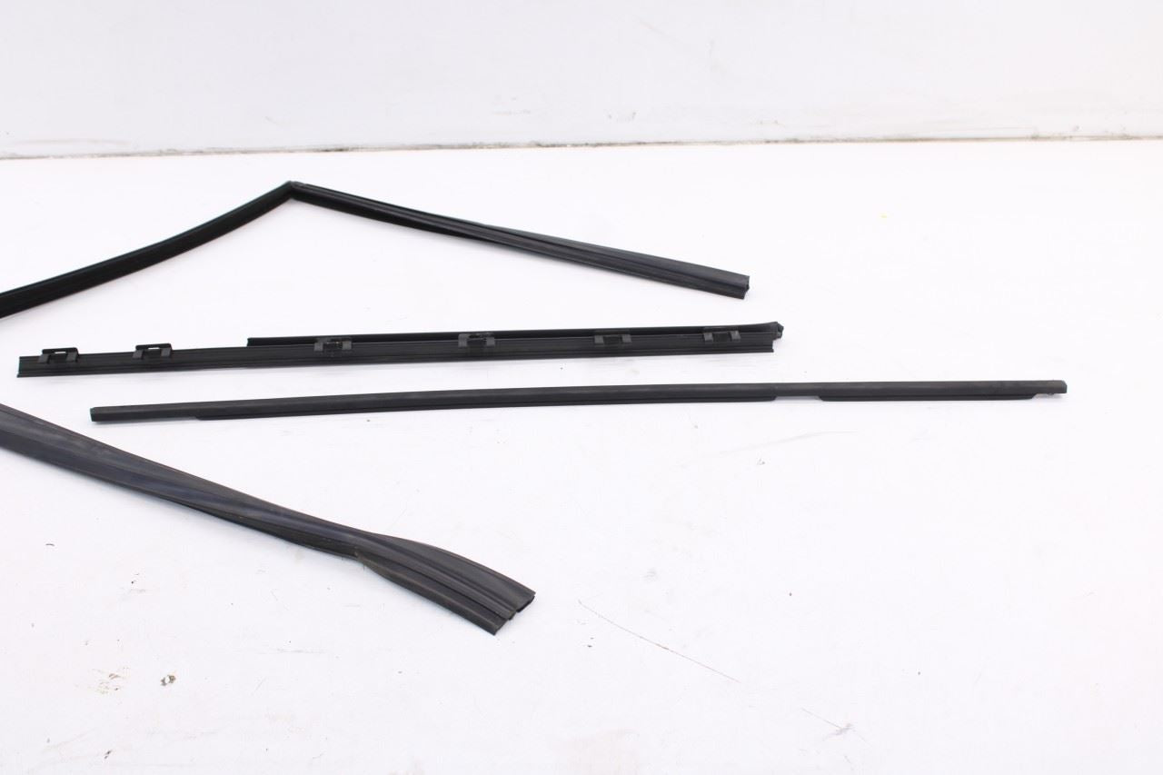 07-12 Land Rover Range Rover HSE Rear RH Door Run Channel w/ Belt Weatherstrips - Alshned Auto Parts