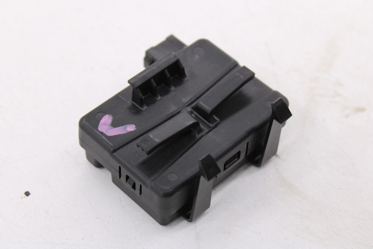 18-2024 Chevrolet Equinox LT TPMS Keyless Entry Receiver Computer Control Module8