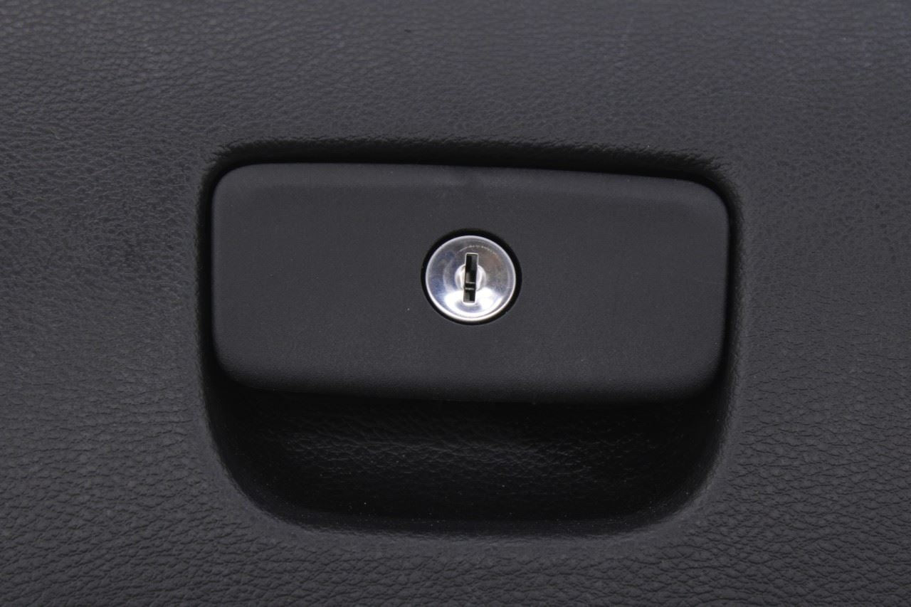 11-21 Jeep Grand Cherokee Laredo X 4x4 Glove Box Storage Compartment 1TG14DX9AD9