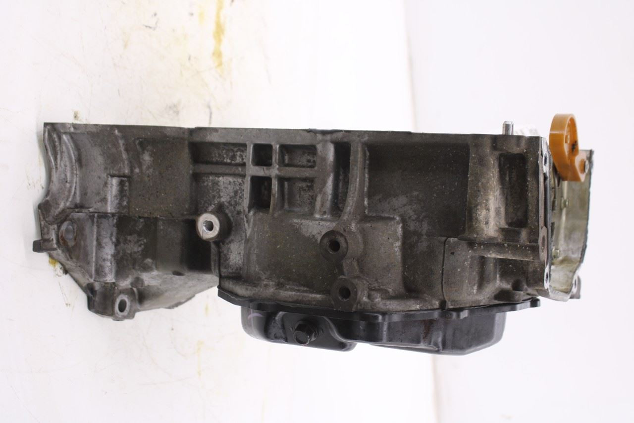 2017-19 Nissan Sentra SV 1.8L FWD Engine Upper and Lower Oil Pan 11110-3RC1A OEM17