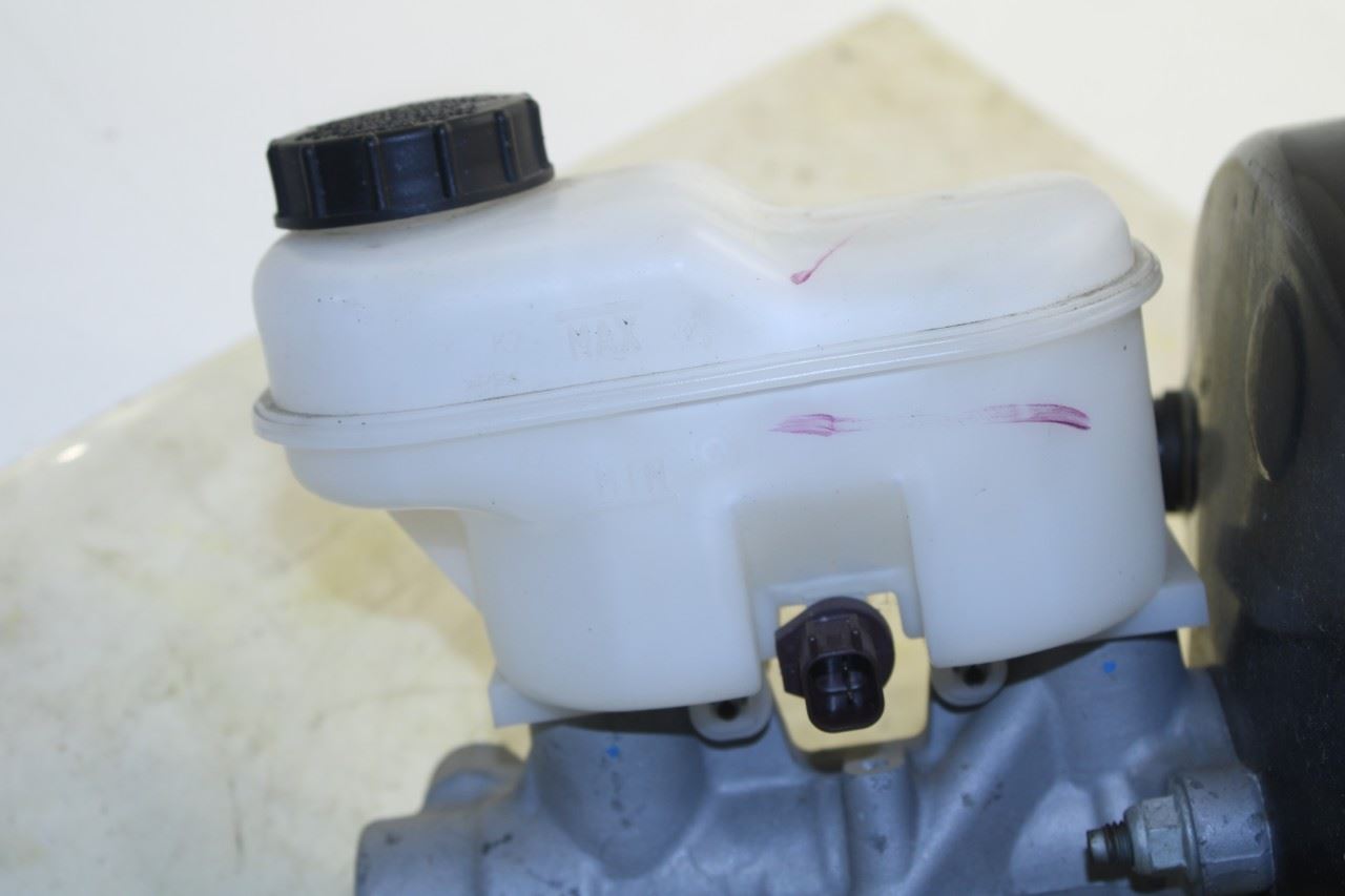 2018-2020 Ford F150 XL Super Cab Brake Booster w/ Master Cylinder w/ Reservoir - Alshned Auto Parts