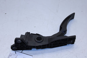 2013-15 Mercedes-Benz ML350 Accelerator Throttle Gas Pedal Sensor 166-300-00-04