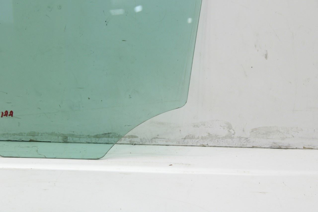 2017-2019 Alfa Romeo Giulia Ti AWD 2.0L Rear Right Side Door Window Glass R65898 - Alshned Auto Parts
