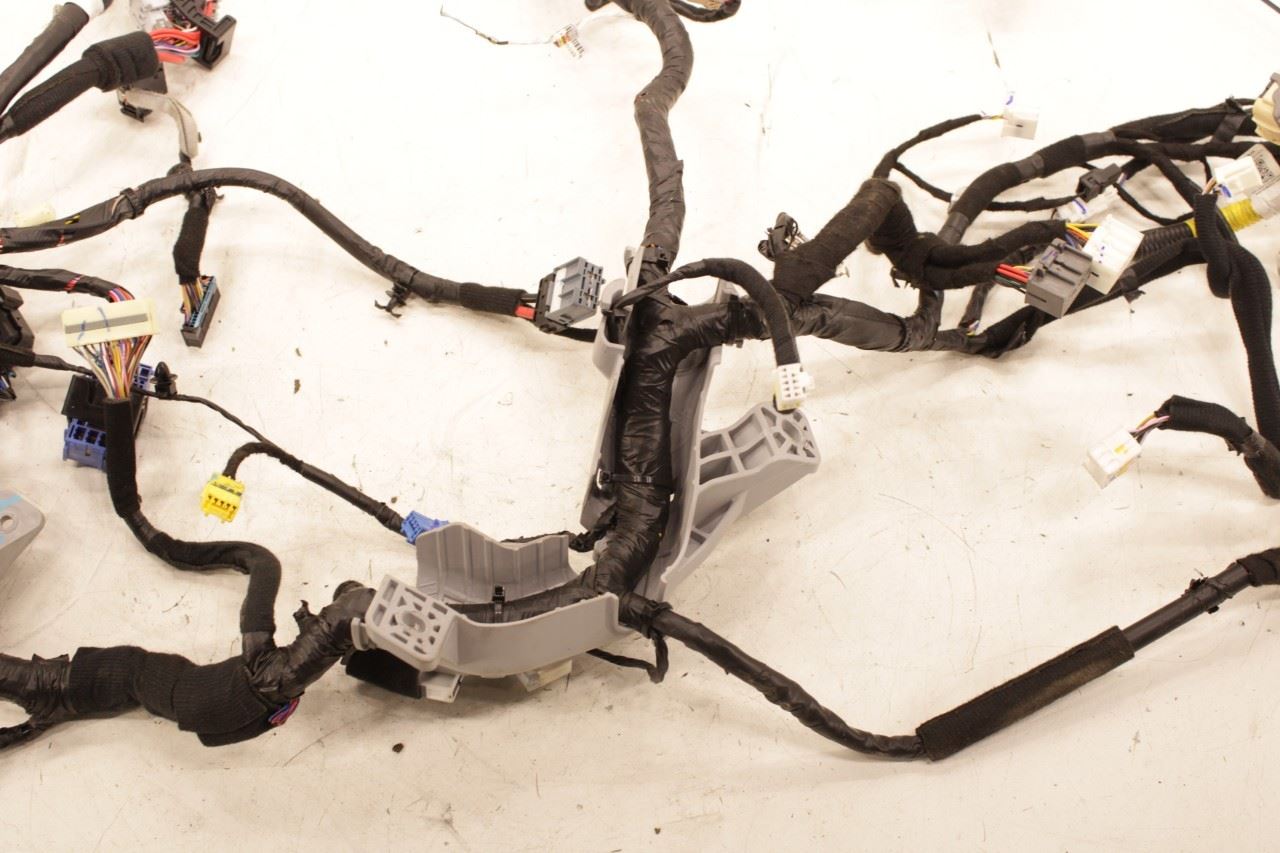 2022-2024 Hyundai Tucson SEL Dash Instrument Panel Wire Harness 91100-CW732 OEM - Alshned Auto Parts
