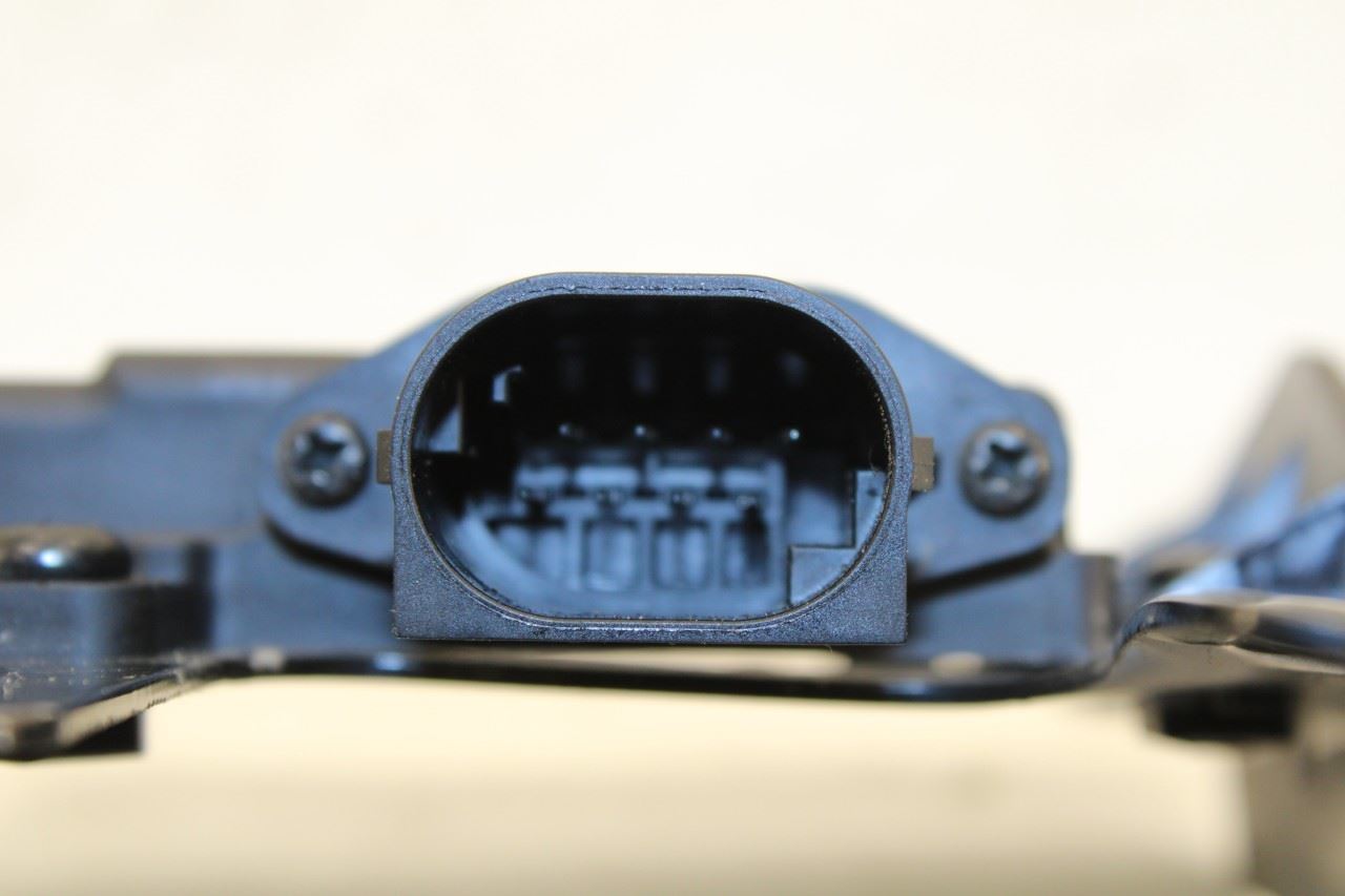 2022-2024 Hyundai Tucson SEL Rear Left Blind Spot Detection Radar Sensor Module - Alshned Auto Parts