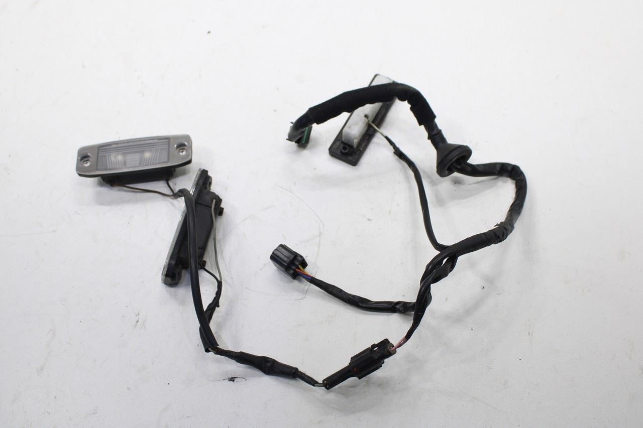 2016-2020 Kia Sorento LX License Plate Lamp Set w/ Liftgate Release Lock Handle - Alshned Auto Parts
